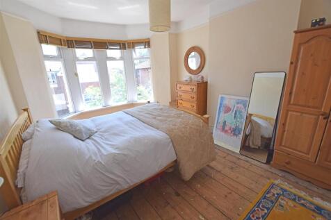 Bedroom1.jpg