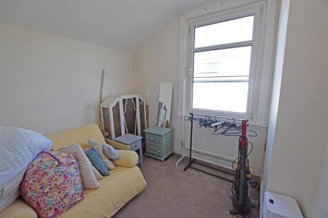 Bedroom3.jpg