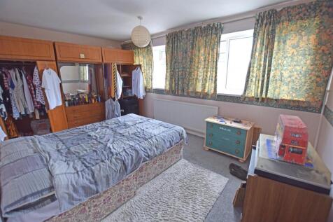 Bedroom1.jpg
