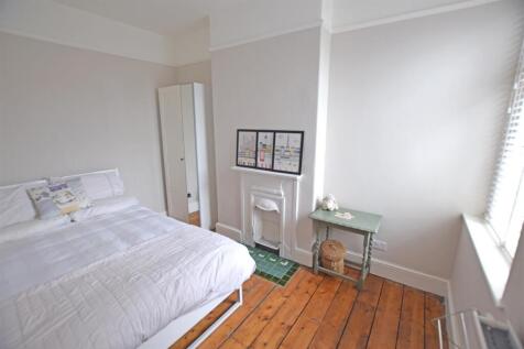 Bedroom2.jpg