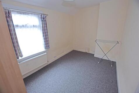 Bedroom 3.jpg