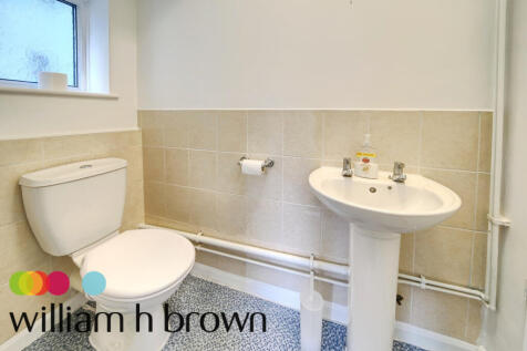 Cloakroom/wc