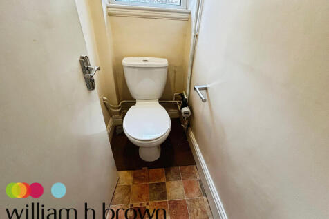 Cloakroom/wc