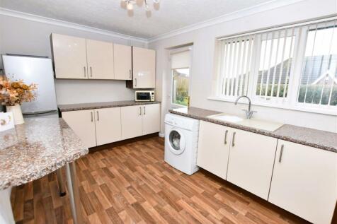 Kitchen - additional image.JPG