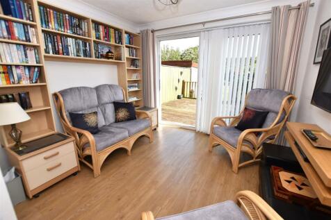 Rear Sitting Room.JPG