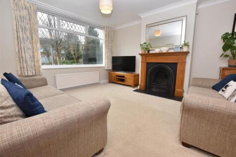 Lounge Area.JPG
