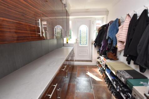 Side Entrance Boot Room