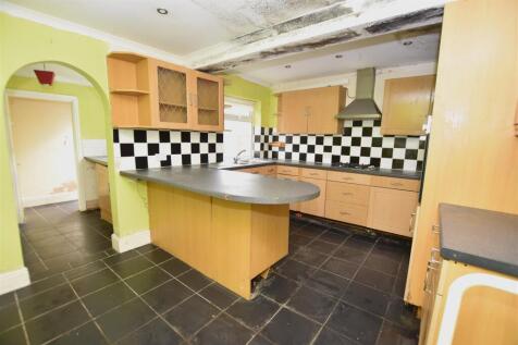 Kitchen.JPG