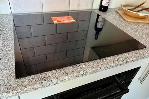 Kitchen - Hob.jpg