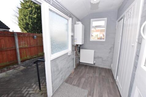 Rear Lobby Porch.JPG