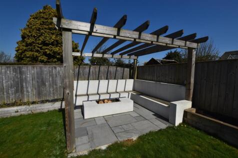 Garden Seating Area.JPG
