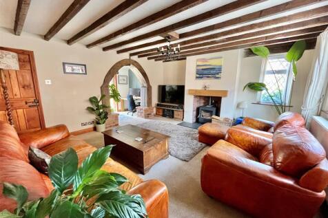 Sitting Room - image one.jpg