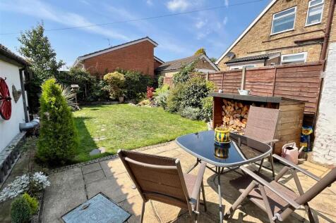 Rear Garden - image three.jpg