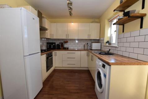 Kitchen Area.JPG