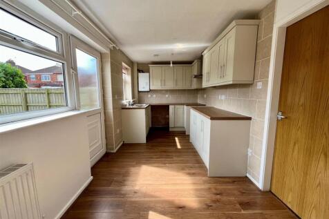 Kitchen Area.jpg