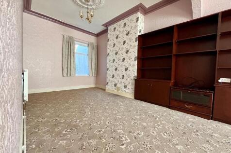 Dining Area.jpg