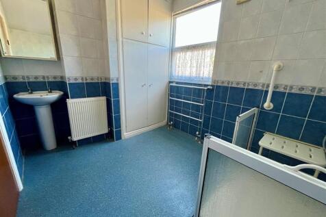 Wet Room.jpg