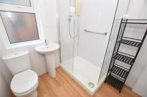 Shower Room.JPG