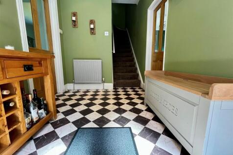 Entrance Hall.jpg