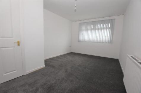 Bedroom One.jpg