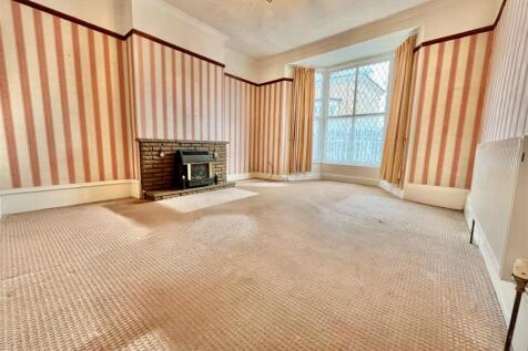 Ground Floor Lounge.jpg