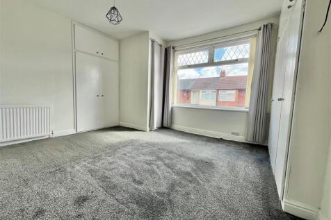 Bedroom One.jpg