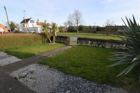 Front Garden and Outlook.jpg