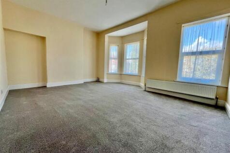 Bedroom One.jpg