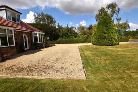 Driveway - Parking Area.JPG