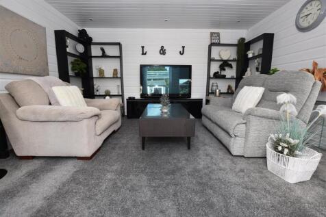 Garden Apartment - Internal Image.JPG