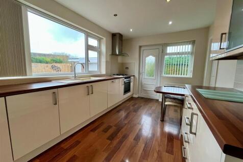 Kitchen - additional image.jpg