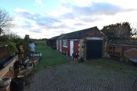 Rear Garden Area.JPG