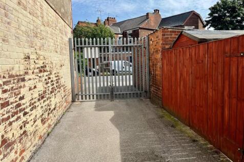 Communal Rear Entrance Access Gate.jpg