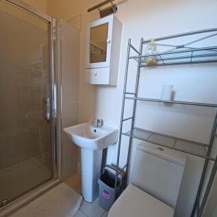 En-suite Bathroom