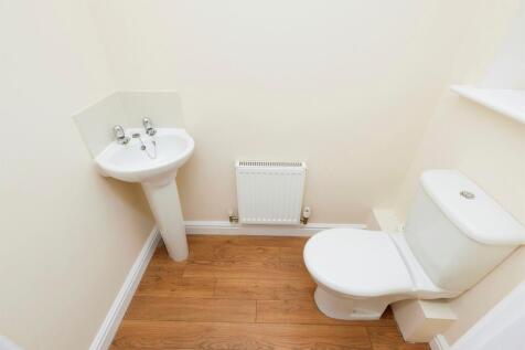 Cloakroom/wc