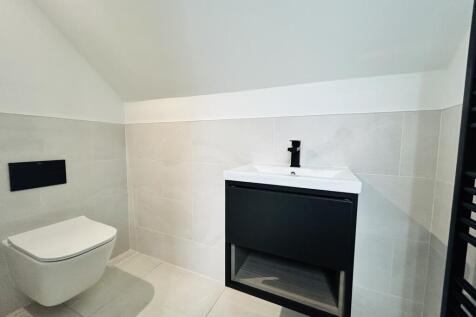 En-suite Bathroom