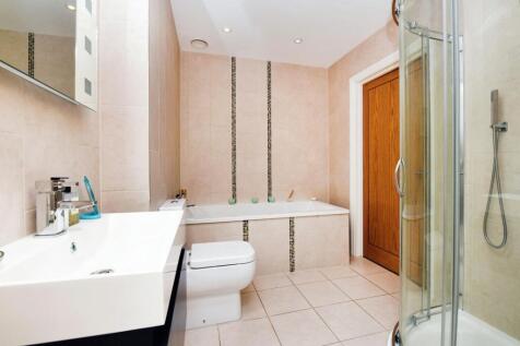 Jack and Jill En Suite
