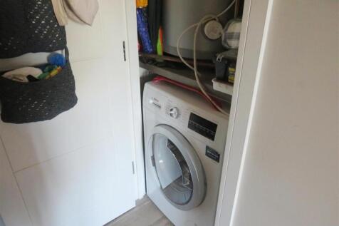 Cloakroom/wc