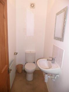 Cloakroom/wc