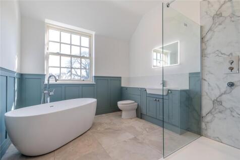 Master En-Suite