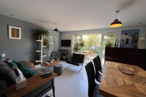 Breakfast Room
