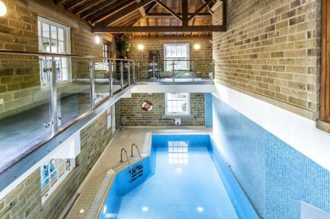 Communal Swimming Pool