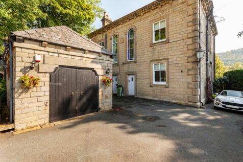Garage &amp; Parking