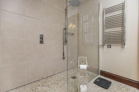 Bedroom 1 En-Suite