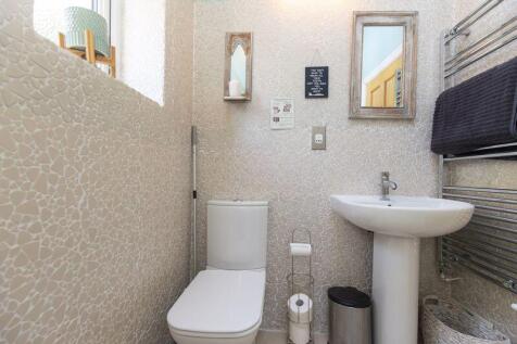 GF Shower Room