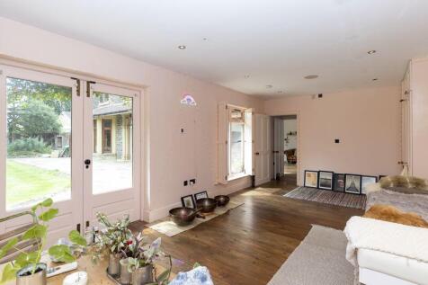 Annexe Bedroom 1