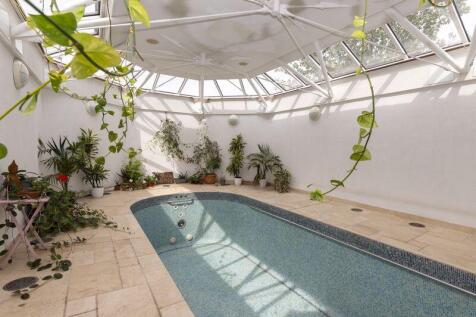 Hydrotherapy Pool