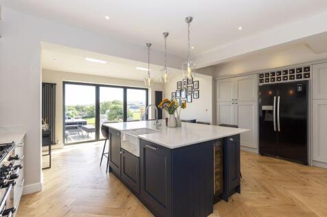 Kitchen / Family Room