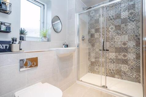 Jack &amp; Jill Shower Room