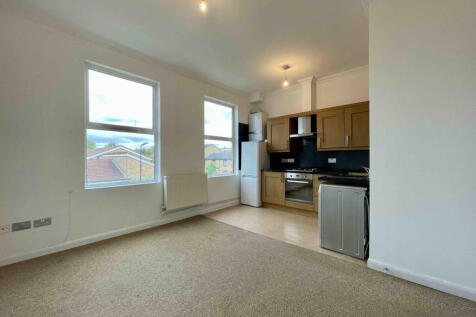 1 bedroom Apartment for rent in E5